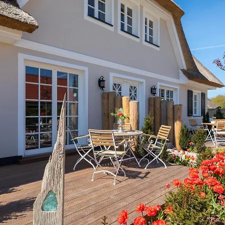 Traumhaus Unter Reet Deluxe * Ostseeheilbad Zingst